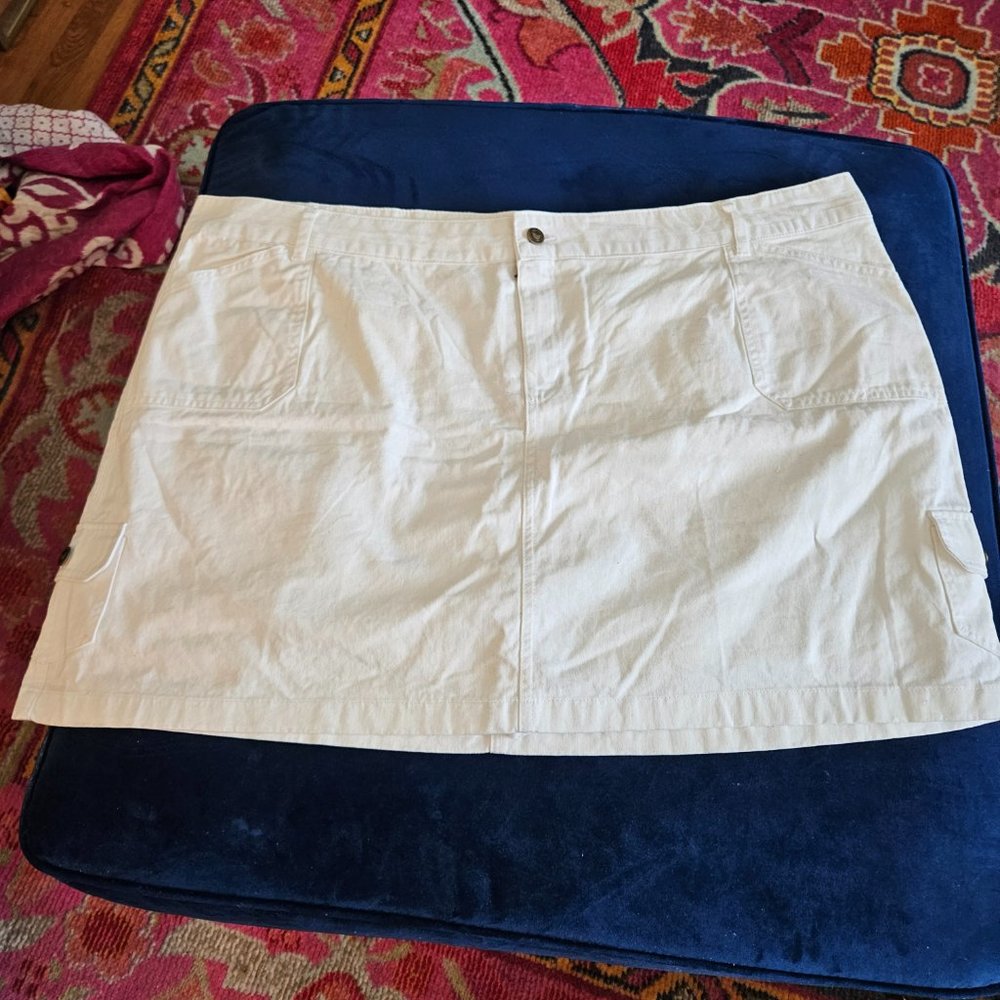(NWT) Woman Within White Cotton Denim Cargo Skort 28W